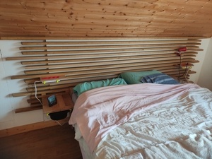 Tête de lit clair voie