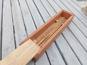 Baguettes et boîte