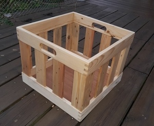 Caisse à lait en bois de palettes