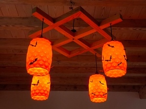 Lustre d'Halloween (bois et impression 3D)