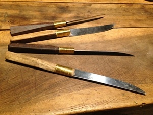 Recyclage de couteaux de table tout simple