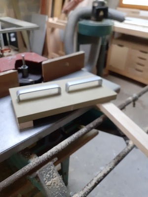 Montage d'usinage pour bois de bout à la toupie