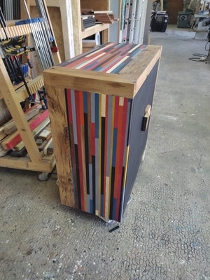 Meuble avec chuttes valchromat et chêne