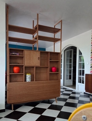 Meuble TV/biblio inspiré "mid-century"