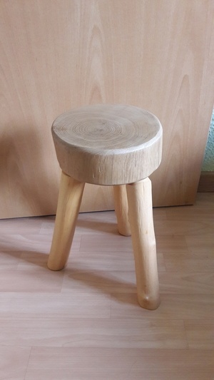 Tabouret rustique