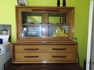 Vitrine en chêne et sapeli