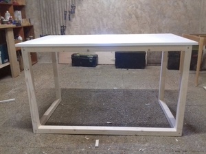 Petit bureau tout simple