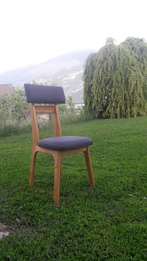Chaise pour la table à manger