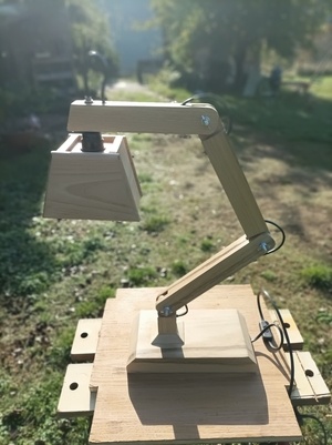 Lampe de bureau articulé