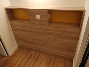 La tête de lit complétement terminée