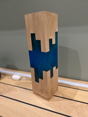 Veilleuse frêne et résine époxy