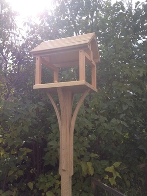 Mangeoire à oiseaux