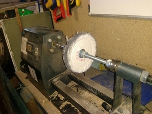 Polissoir / tour a bois