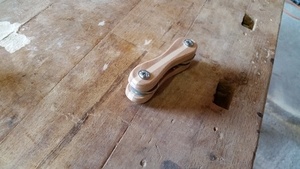 Porte clef style couteau suisse