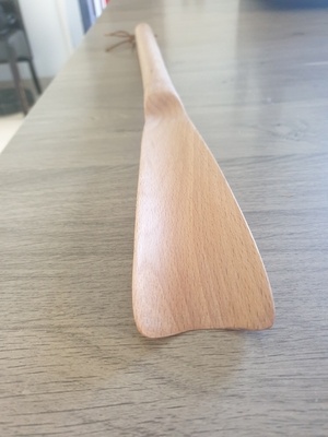 Chausse pied en hêtre sculpté