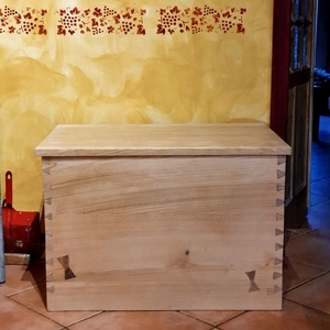 Coffre à bois