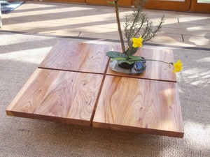 Table basse d'inspiration japonaise