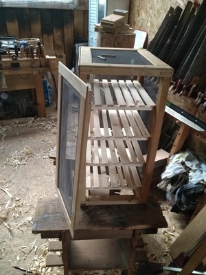 Garde manger ou séchoir en récup pour initiation