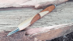 Stylo frêne cerisier vigne