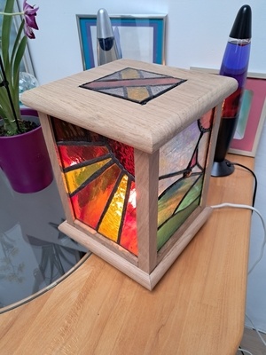 Lampe réalisée à 4 mains