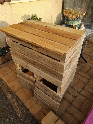 Composteur en bois de palette