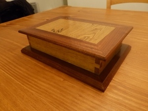 Une petite boîte à bijoux