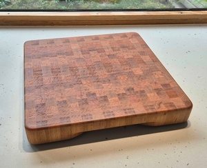 Planche à découper en bois de bout