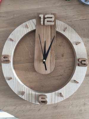 Horloge chêne et frêne