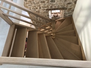Escalier double quart tournant en chêne de pays