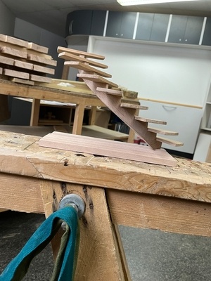 Maquette escalier courbe à limon central