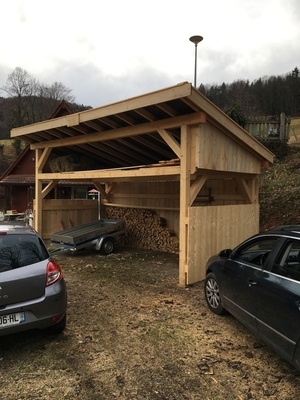Abris à bois/à foin