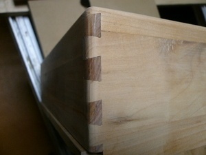 Les queues d'arondes...avec le gabarit