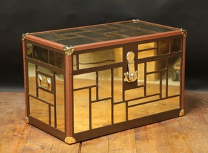 Malle laiton   Hommage  pour les 200 ans  de la  naissance de Louis