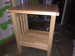 Table de nuit en chêne