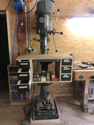 Meuble perceuse à colonne