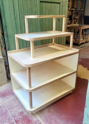 Présentoir. Frêne et CP Peuplier.