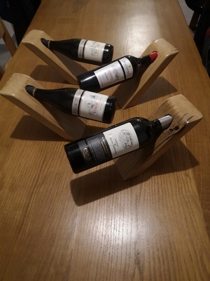 Présentoir à bouteille en équilibre