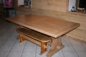 Table monastère