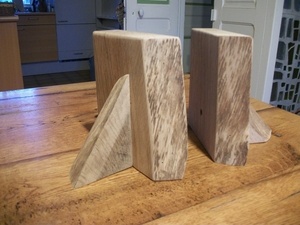 Bloque ou serre livres ou cd