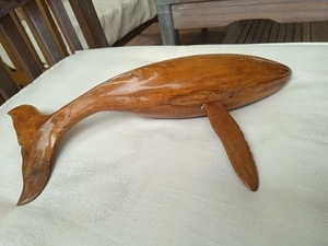 Baleine en bois de fer