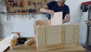 Stand pour scie a ruban