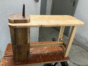 Banc de battage de lame de faux