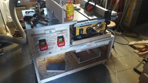 Meuble pour triton tra001 et dw745