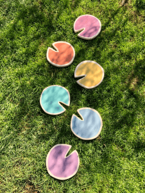 Des stepping stones pour développer la motricité des enfants