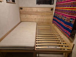 Lit double type “baflan” en chêne et peuplier