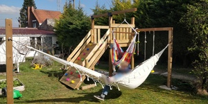 Hamac et structure de jeux