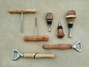 Petits objets au tour à bois