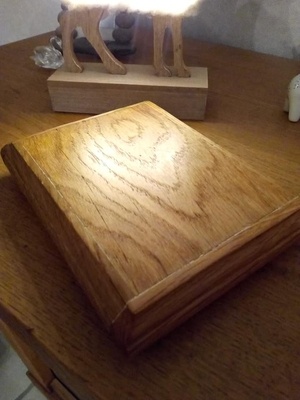 Pied de lampe en chêne pour bureau