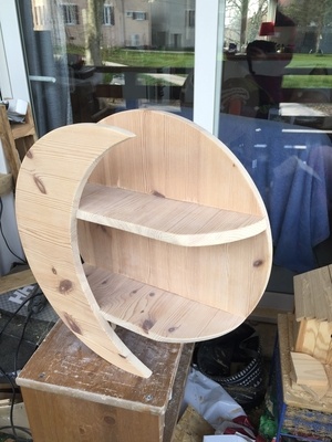 Étagères croissant de lune