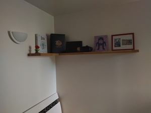 Une étagère display en L